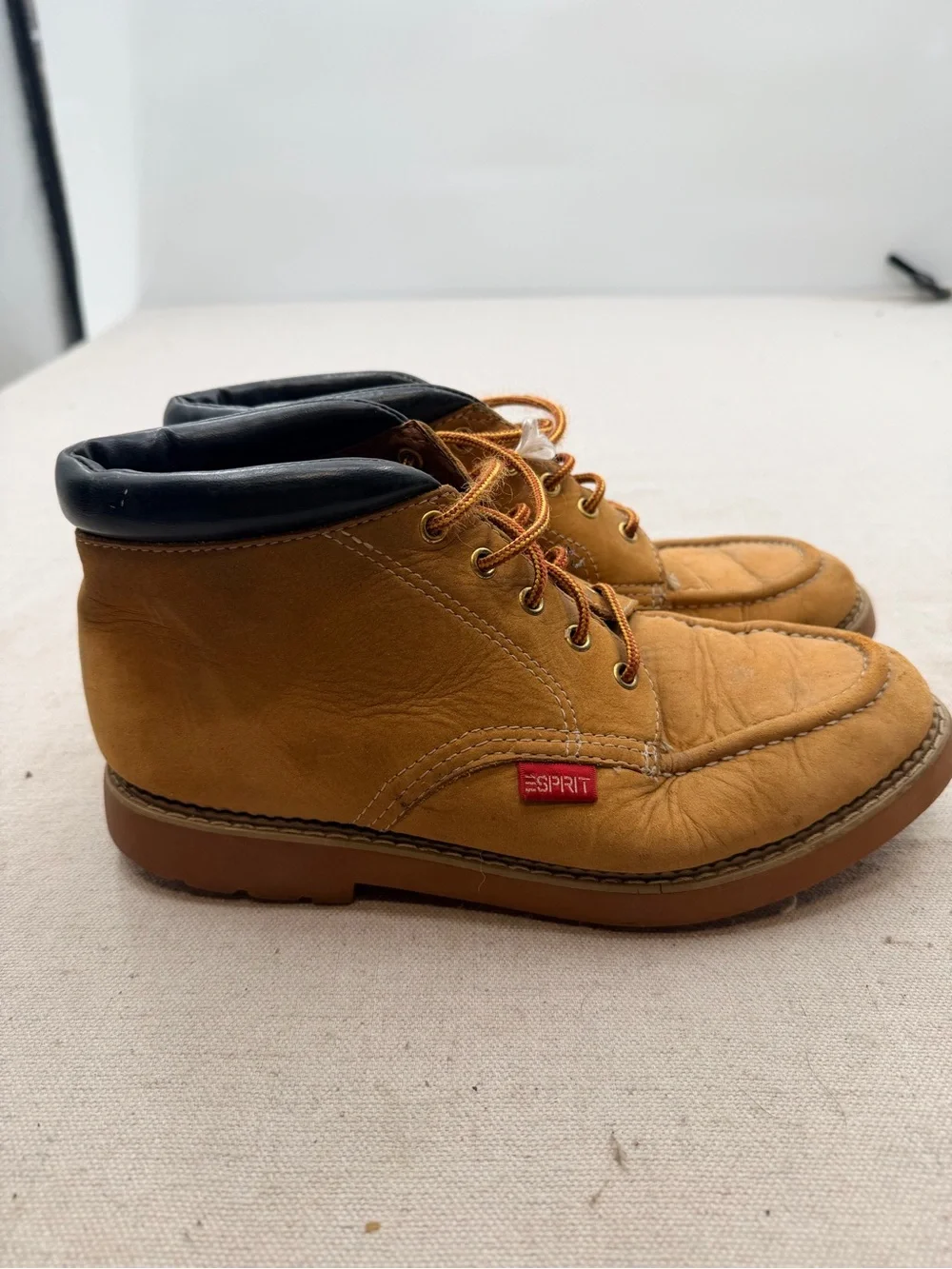 Esprit Men's Tan Nubuck Chukka Boots